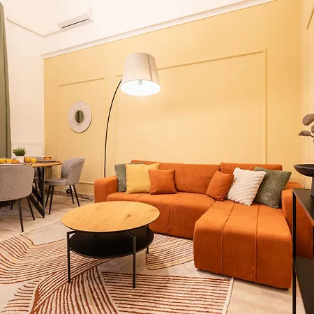 Lively Downtown Haven * Budapest